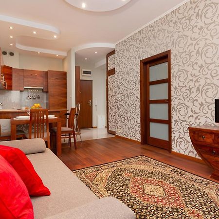 Apartments Chelmonskiego Warsaw Ursus By Noclegi Renters Экстерьер фото